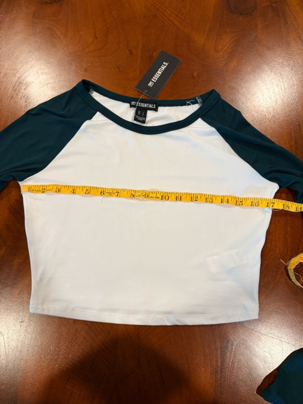 NWT, Essentials White Crop Top with Dark Green Sleeves, size S - Picture 5 of 6